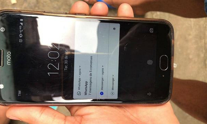 Moto X4 Vendo E Troc...