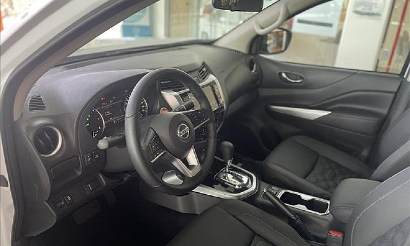 Nissan Frontier 2.3 ...