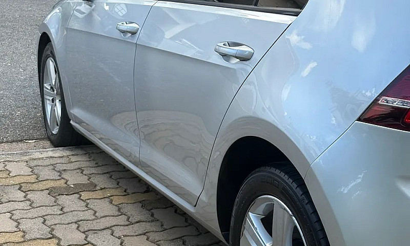 Volkswagen Golf High...