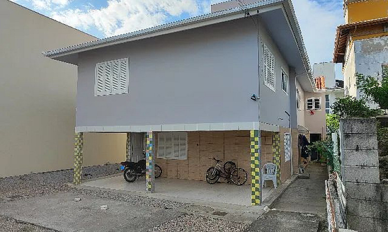 Vendo Imóvel Com 5 A...