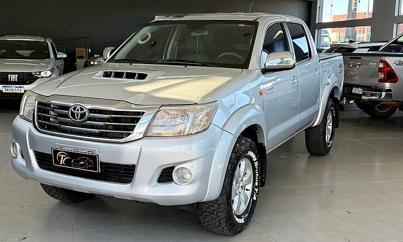 Toyota Hilux Cd Sr D...