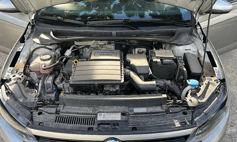 Volkswagen Polo 1.6 ...