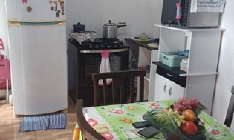 Duas Casas De Primei...