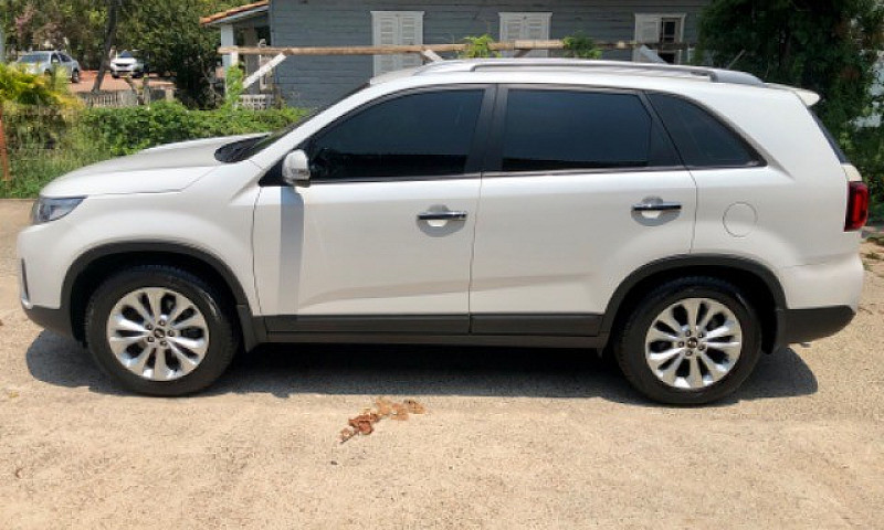 Sorento 2.4 2015 R$ ...