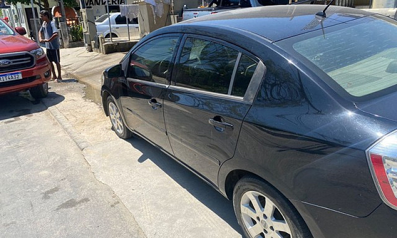Vendo Nissan Sentra ...