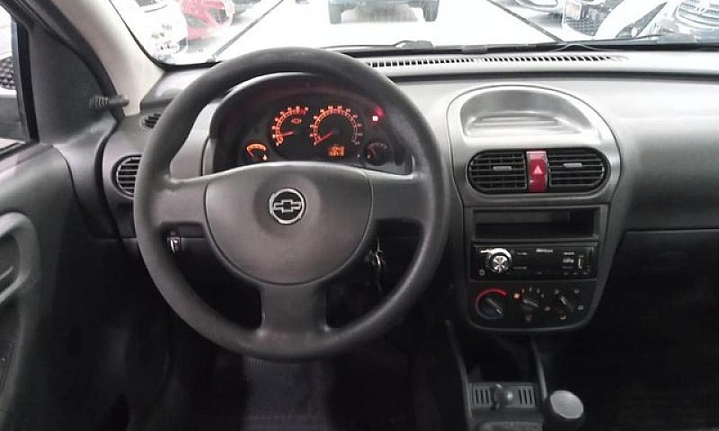 Chevrolet Corsa Hatc...