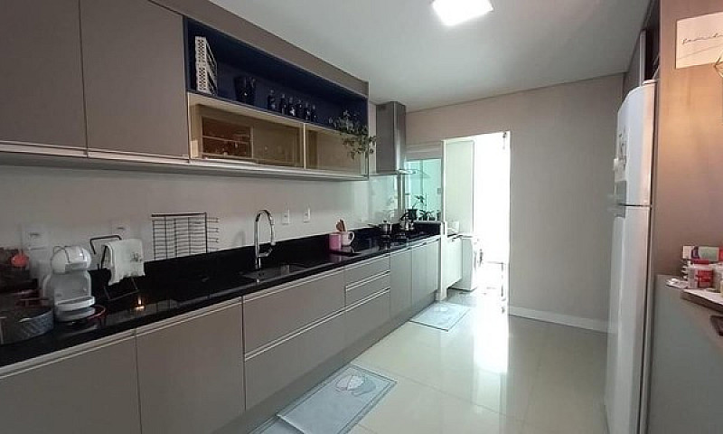 Lindo Apartamento C/...