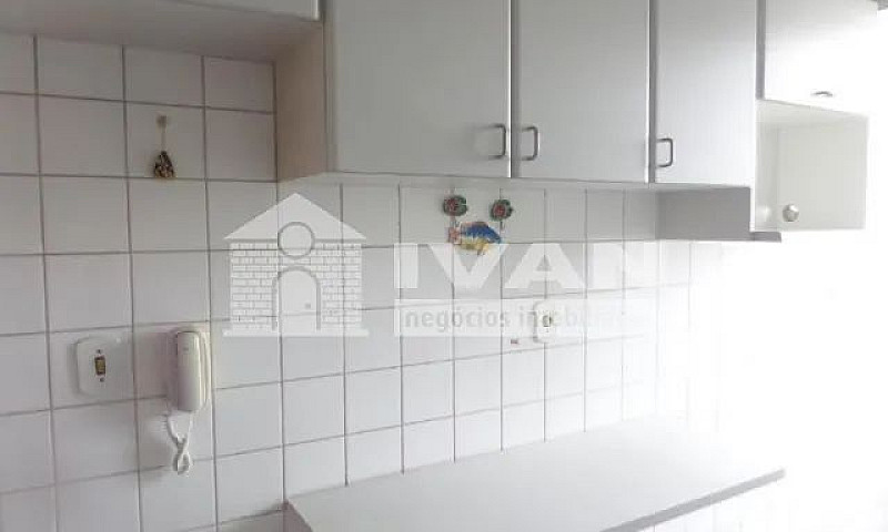 Apartamento Padrão E...