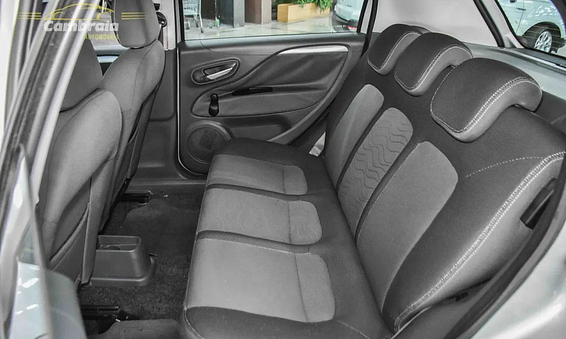 Fiat Punto Essence 1...