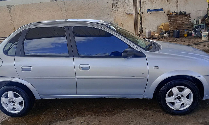 Chevrolet Classic Li...