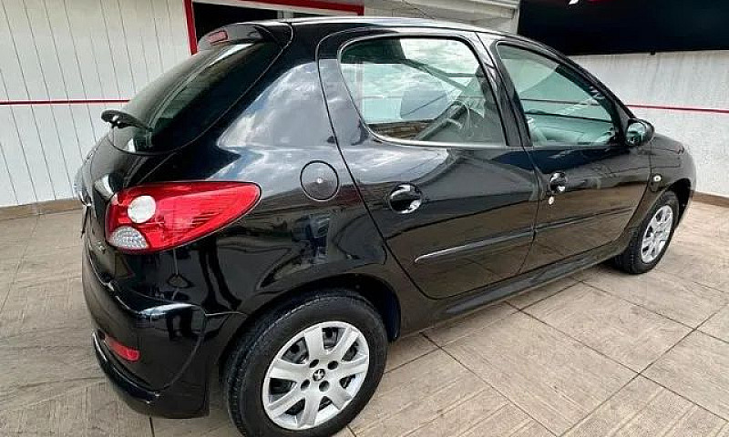 Peugeot 207 Xr 1.4 F...