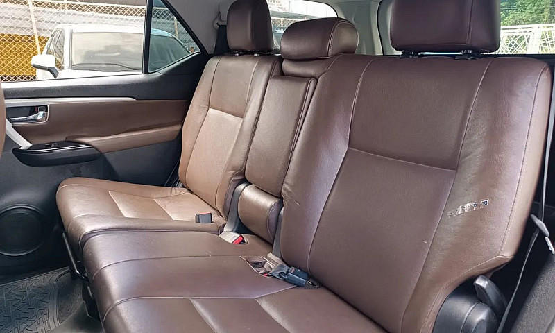 Toyota Hilux Sw4 Sr ...