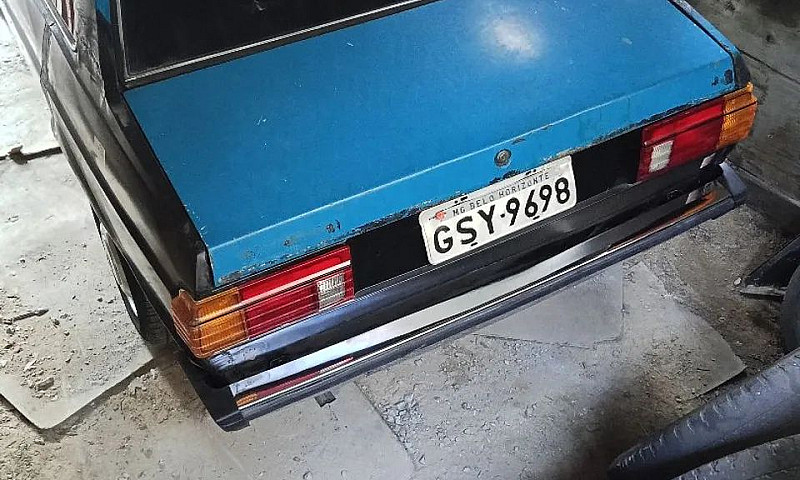 Volkswagen Voyage L/...