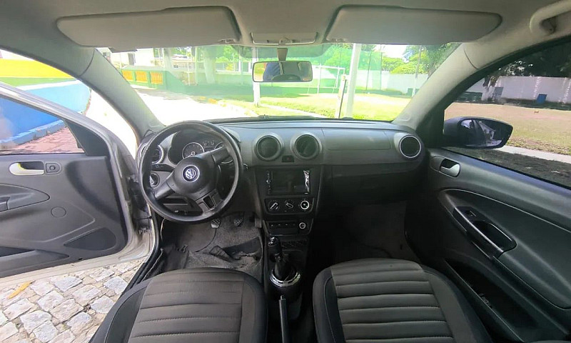 Volkswagen Voyage Co...