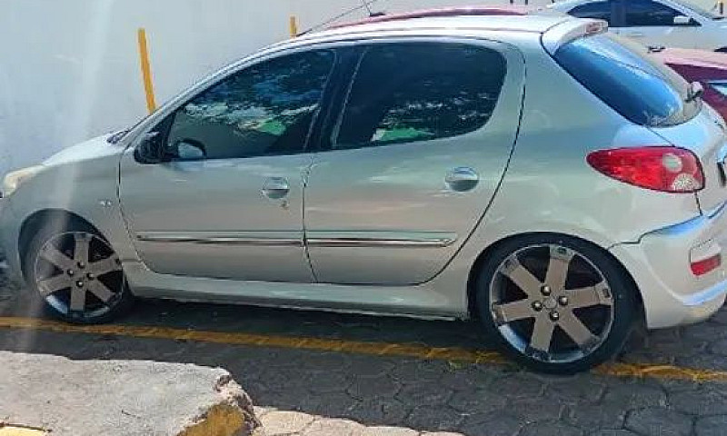 Peugeot 207 Xr Sport...