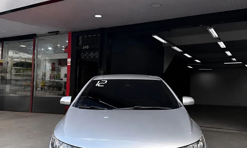 Kia Motors Cerato 1....