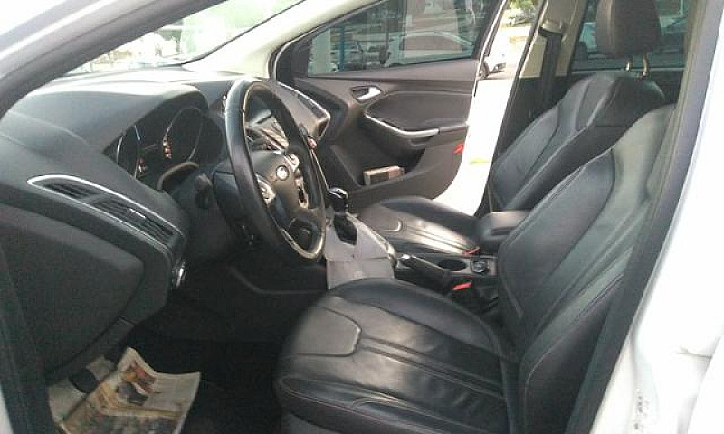 Focus Hatch Se Manua...