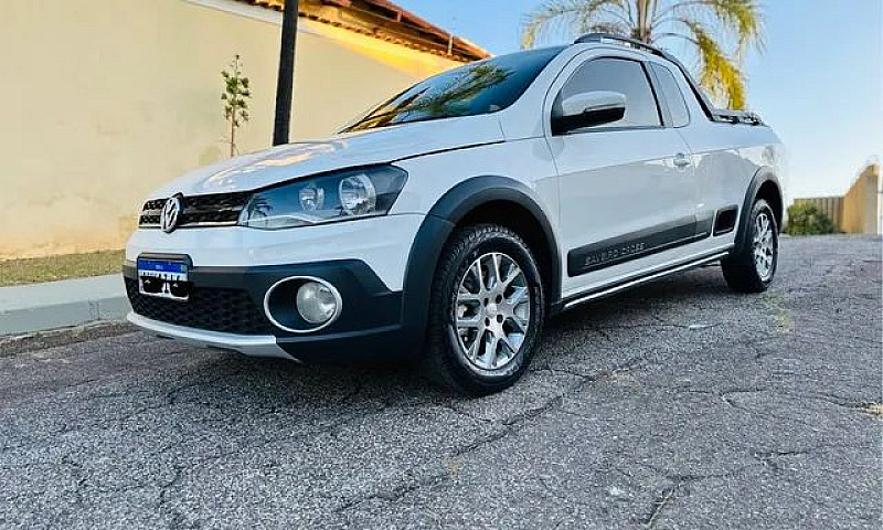Vw Saveiro Cross 1.6...