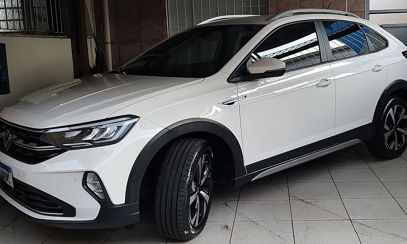 Volkswagen Nivus Hig...