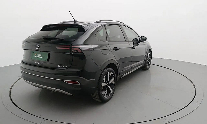 Volkswagen Nivus Hig...