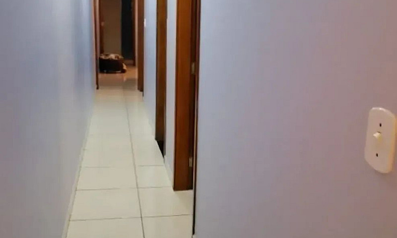 Linda Casa Com 2 Dor...