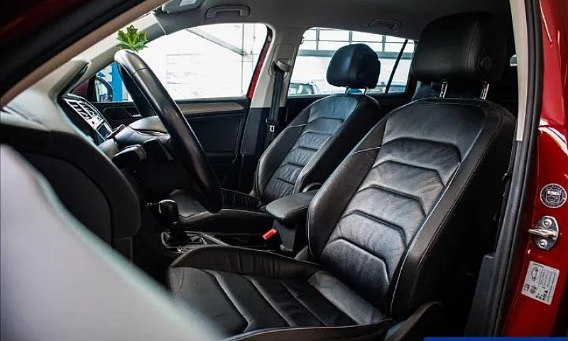 Volkswagen Tiguan Al...