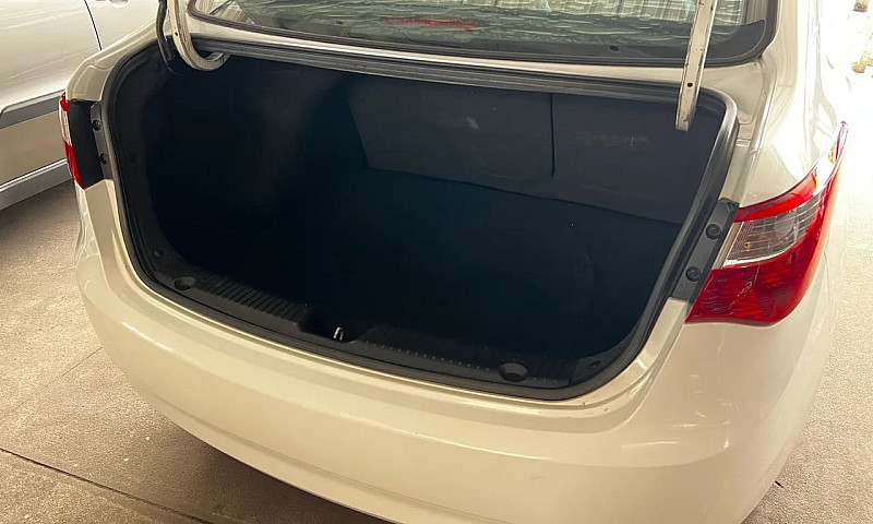 Hyundai Hb20 S For Y...