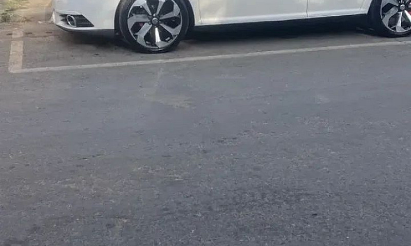 Volkswagen Golf Spor...