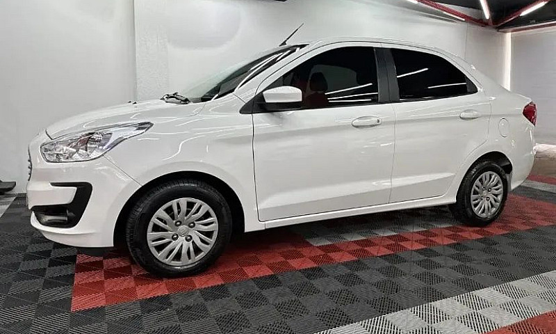 Ford Ka+ Sedan 1.0 T...