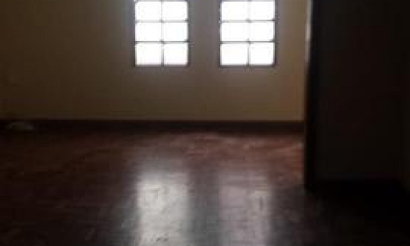 Casa De 3 Quartos ( ...