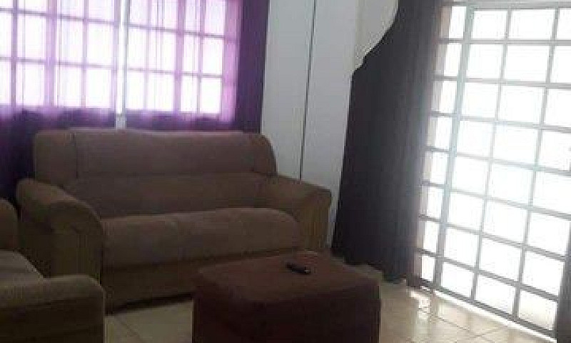 # Casa Em Serra Dour...