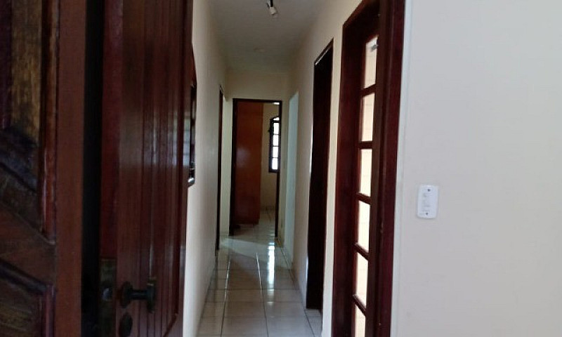 Casa Em Barro Republ...