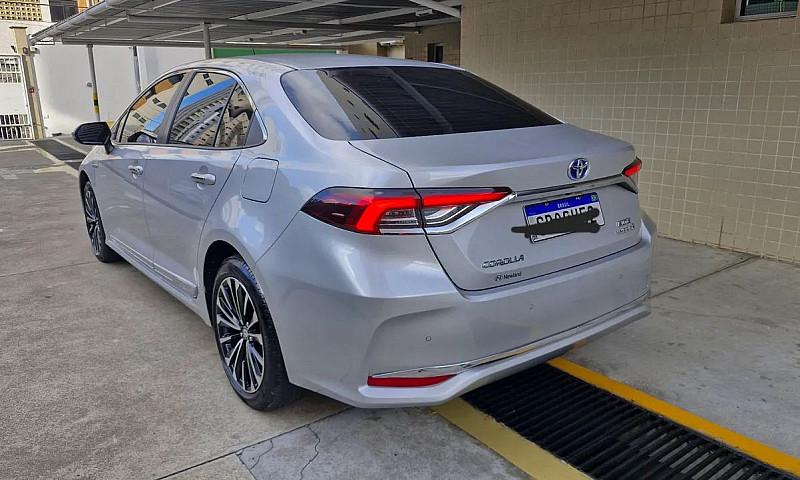 Toyota Corolla Altis...