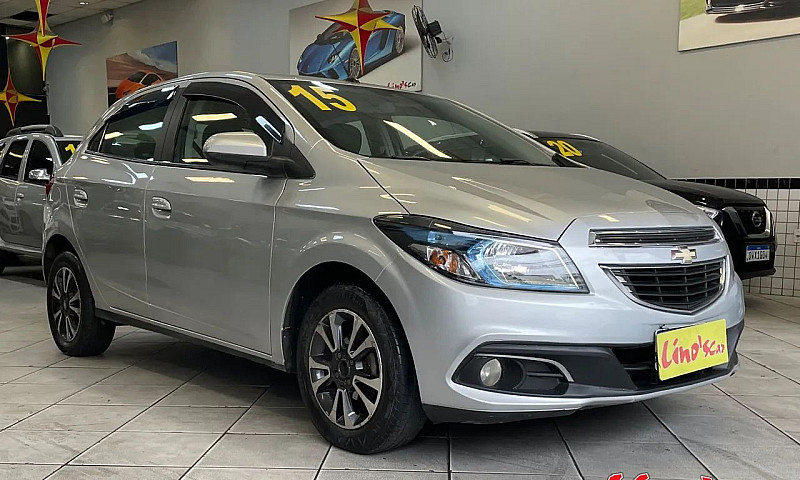 Chevrolet Onix Hatch...