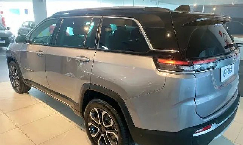  Jeep Commander Limi...