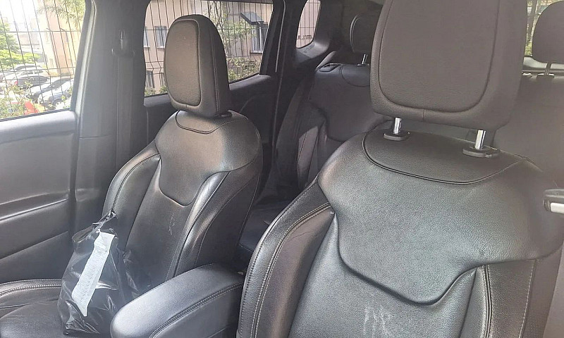 Jeep Renegade Longit...