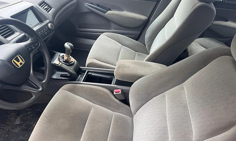 Honda Civic Sedan Lx...