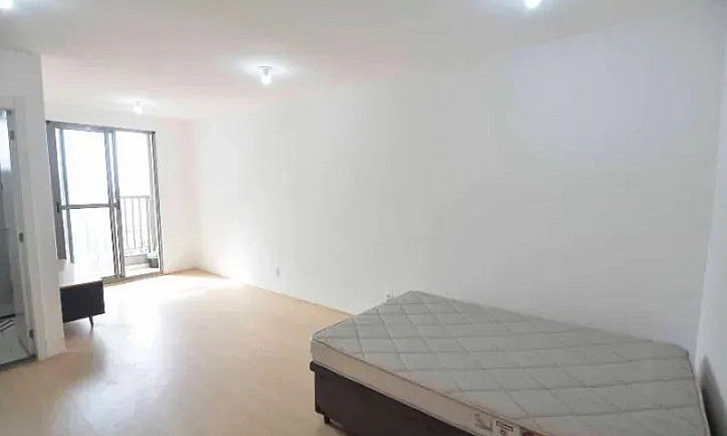 Studio Próximo Ao Ce...