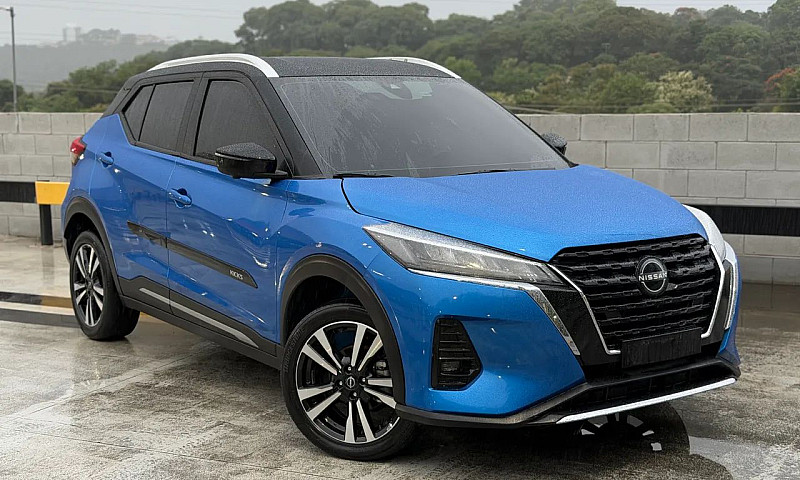 Nissan Kicks Exclusi...