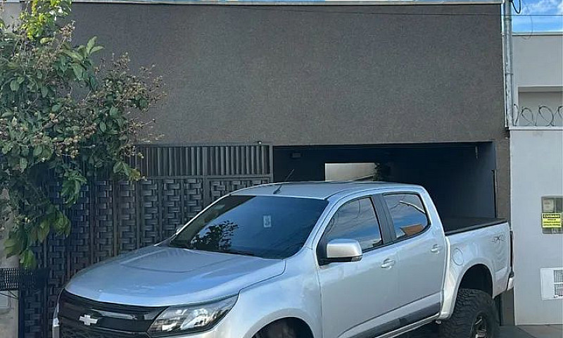 Chevrolet S10 Pick-U...