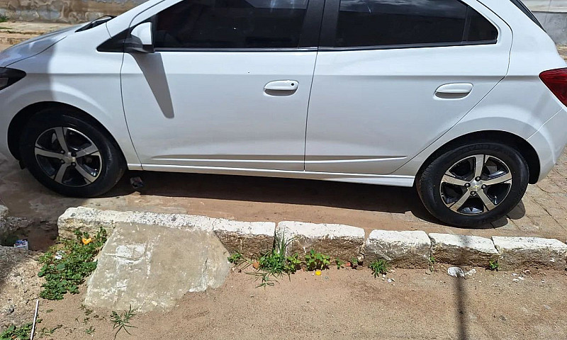 Chevrolet Onix Hatch...