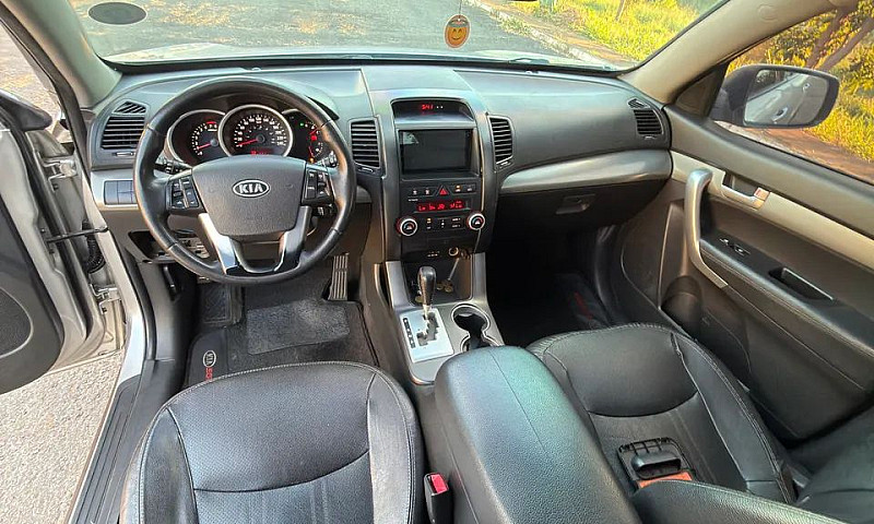 Kia Motors Sorento 2...