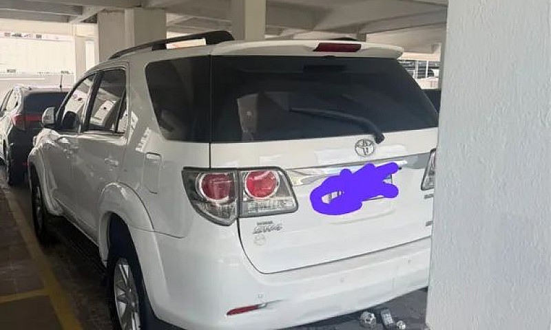 Toyota Hilux Sw4 Srv...