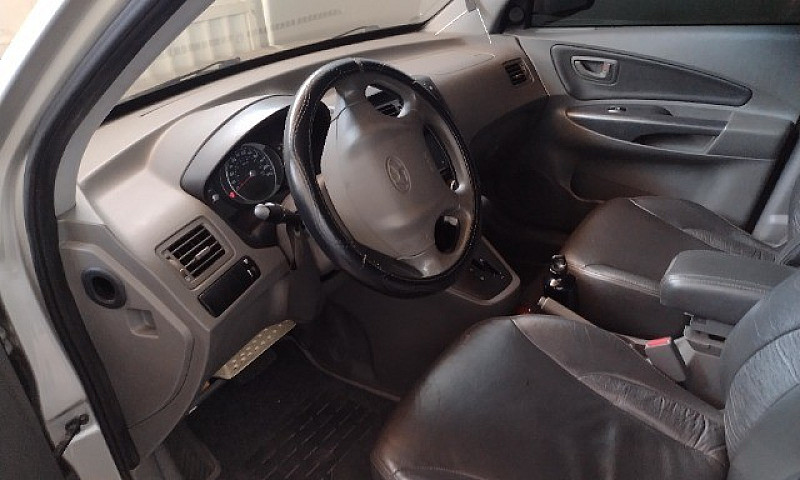 Tucson Gl 2.0 2008...