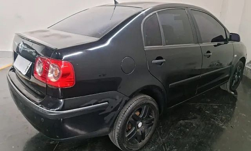 Vw / Polo Sedan 1.6...