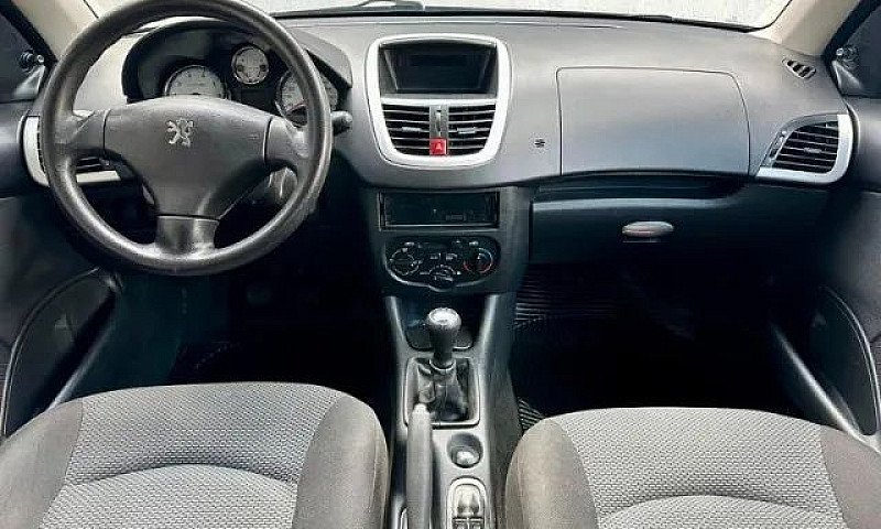 Peugeot 207 Xr 1.4 F...