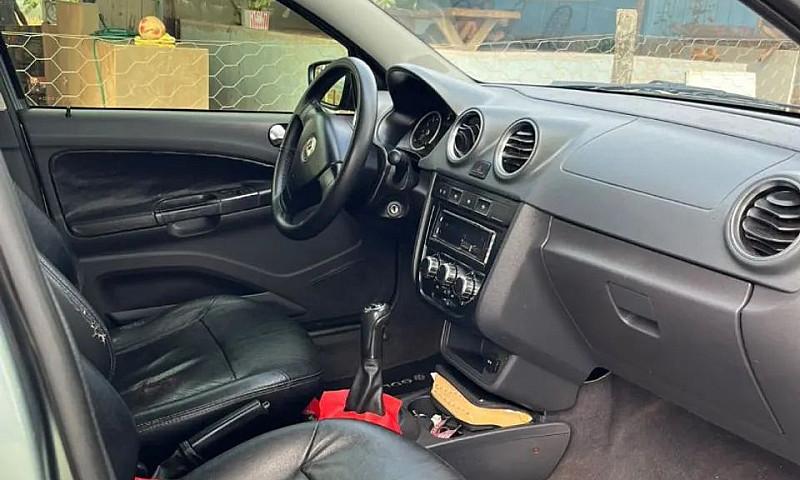 Volkswagen Gol Geraç...