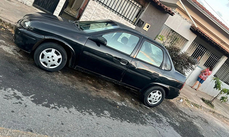 Chevrolet Corsa Supe...