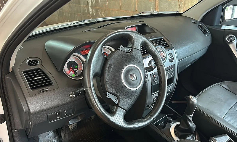Renault Megane Grand...