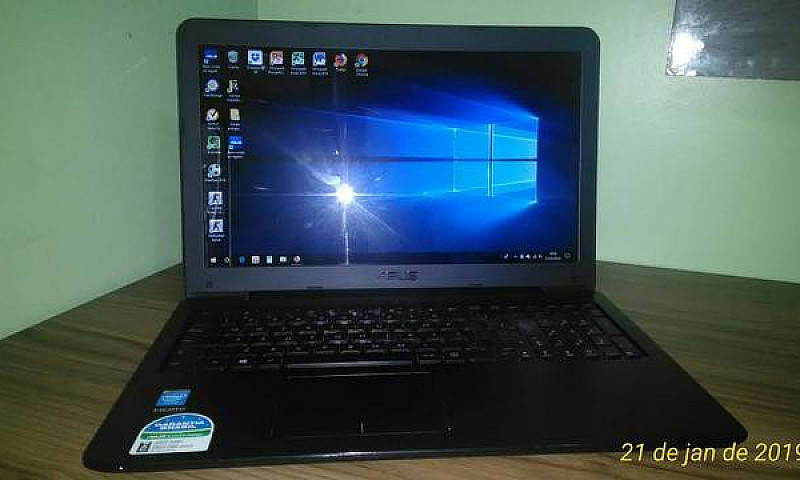 Notebook Asus...